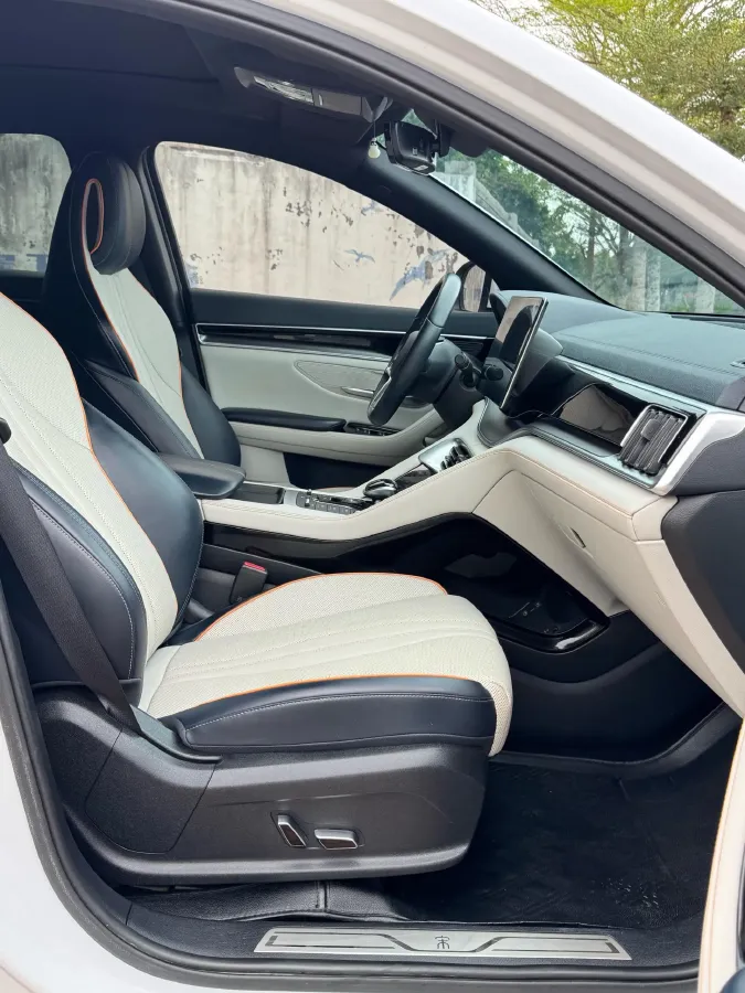 2022 Hyundai Tucson 2.0L 150HP L4 6AT Hybrid,autocango,china used car exporter,china ev exporter,chinese used car exporter,chinese used ev exporter