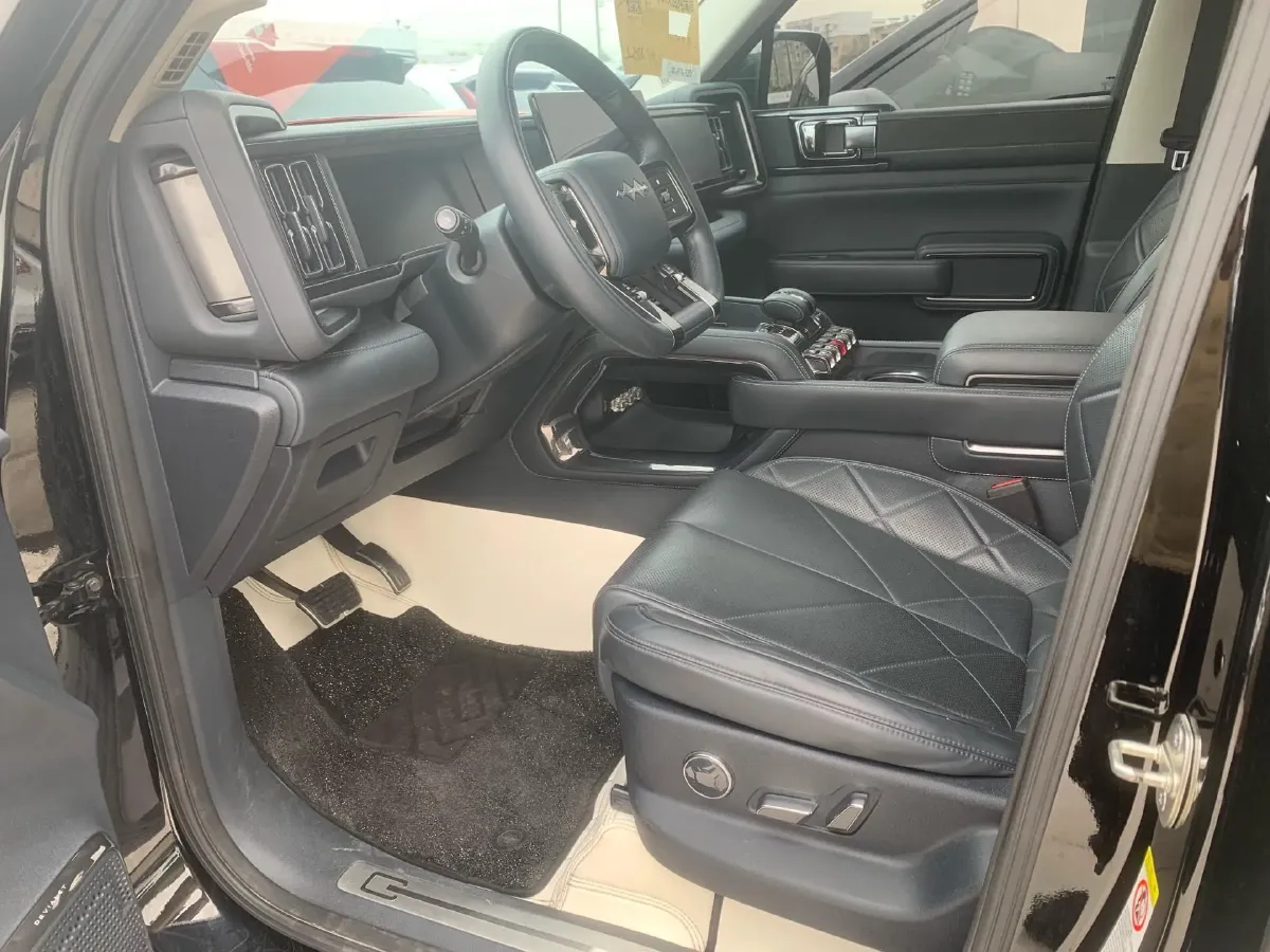 2023 FangChengBao Bao 5 1.5T 194HP L4 E-CVT PHEV 31.8KWH,autocango,china used car exporter,china ev exporter,chinese used car exporter,chinese used ev exporter