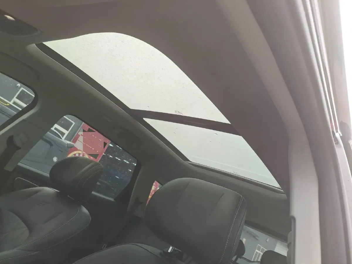 2023 Jetour Traveller 2.0T 254HP L4 7DCT,autocango,china used car exporter,china ev exporter,chinese used car exporter,chinese used ev exporter