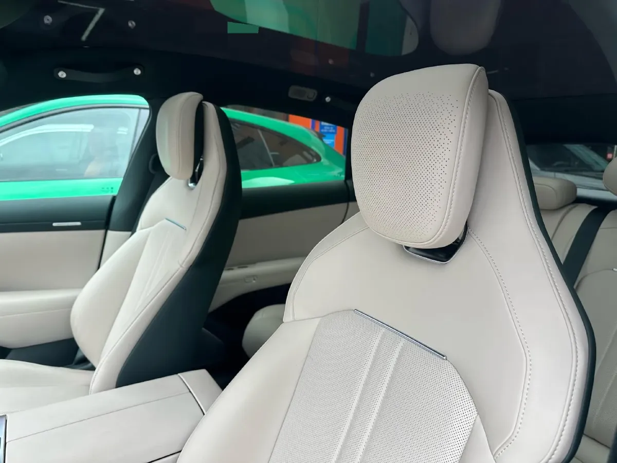 2025 MI YU7 BEV 96.3KWH,autocango,china used car exporter,china ev exporter,chinese used car exporter,chinese used ev exporter