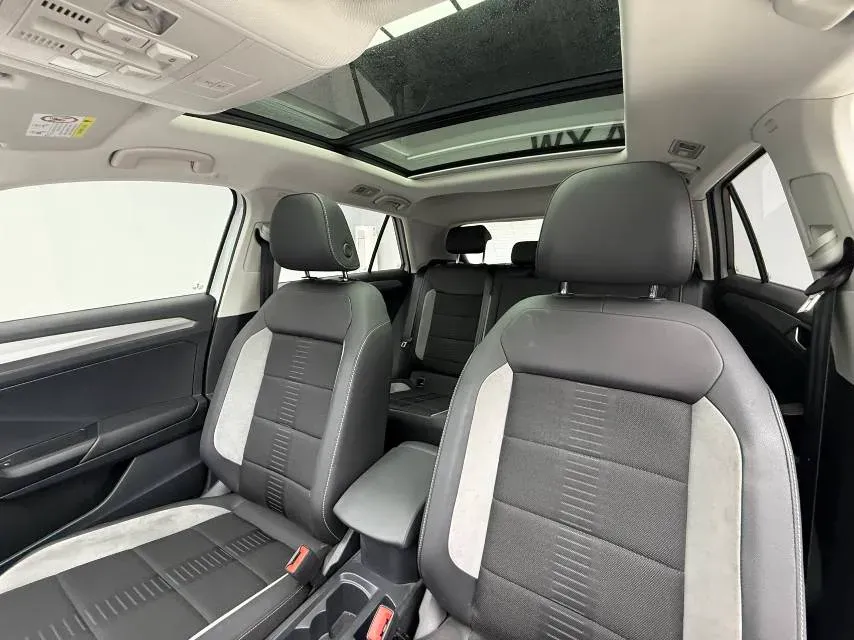 2022 Volkswagen T-Roc 1.4T 150HP L4 7DCT,autocango,china used car exporter,china ev exporter,chinese used car exporter,chinese used ev exporter