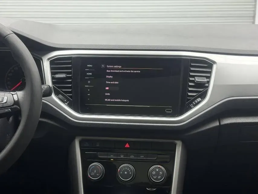 2022 Volkswagen T-Roc 1.4T 150HP L4 7DCT,autocango,china used car exporter,china ev exporter,chinese used car exporter,chinese used ev exporter