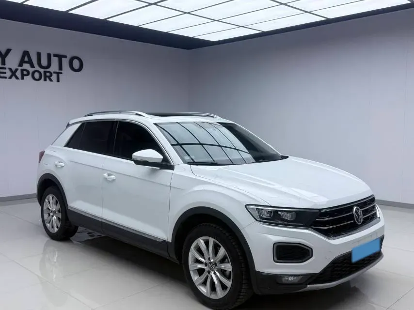 2022 Volkswagen T-Roc 1.4T 150HP L4 7DCT,autocango,china used car exporter,china ev exporter,chinese used car exporter,chinese used ev exporter
