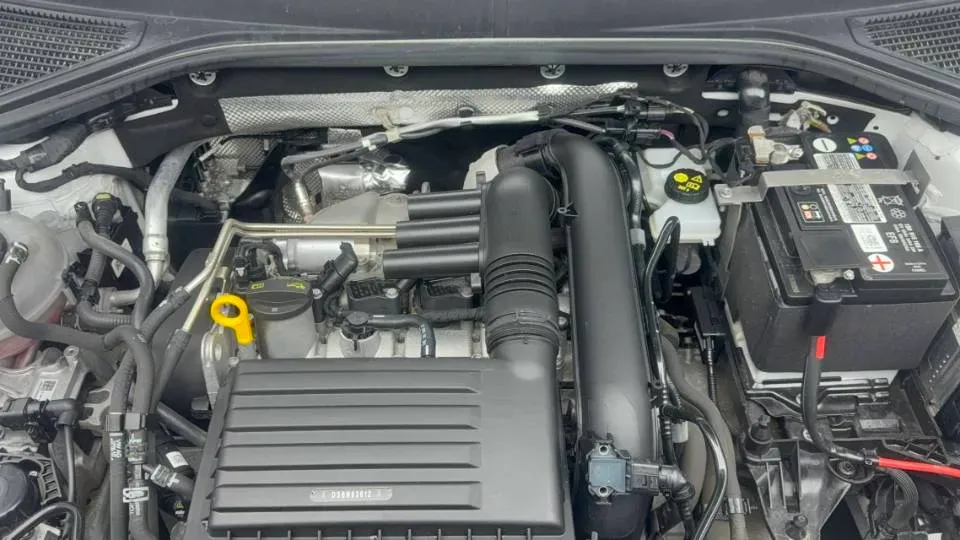 2022 Volkswagen T-Roc 1.4T 150HP L4 7DCT,autocango,china used car exporter,china ev exporter,chinese used car exporter,chinese used ev exporter