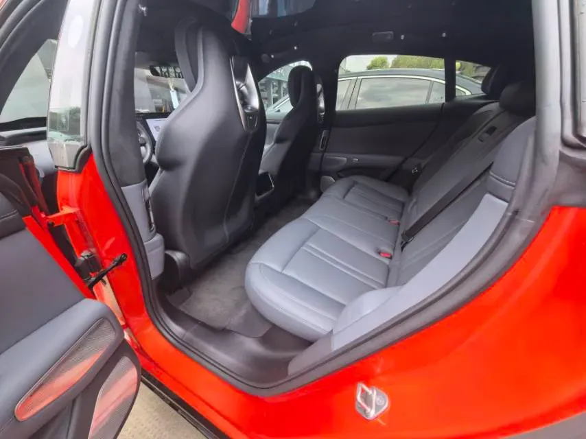 2025 MI YU7 BEV 101.7KWH,autocango,china used car exporter,china ev exporter,chinese used car exporter,chinese used ev exporter