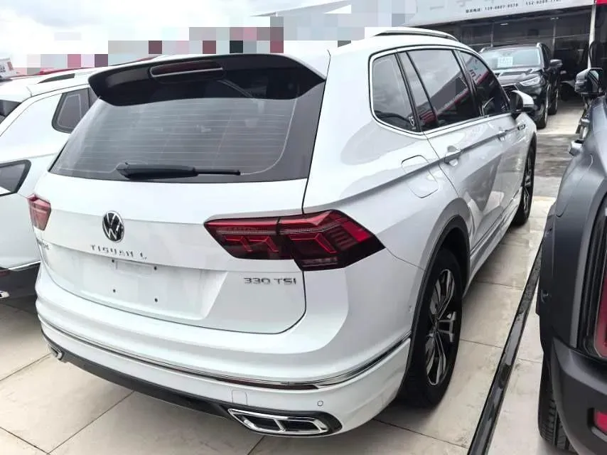2024 Volkswagen Tiguan L 2.0T 186HP L4 7DCT,autocango,china used car exporter,china ev exporter,chinese used car exporter,chinese used ev exporter