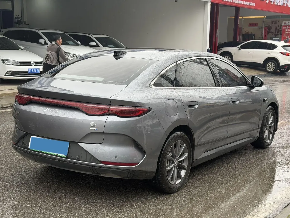 2025 BYD QinL BEV,autocango,china used car exporter,china ev exporter,chinese used car exporter,chinese used ev exporter