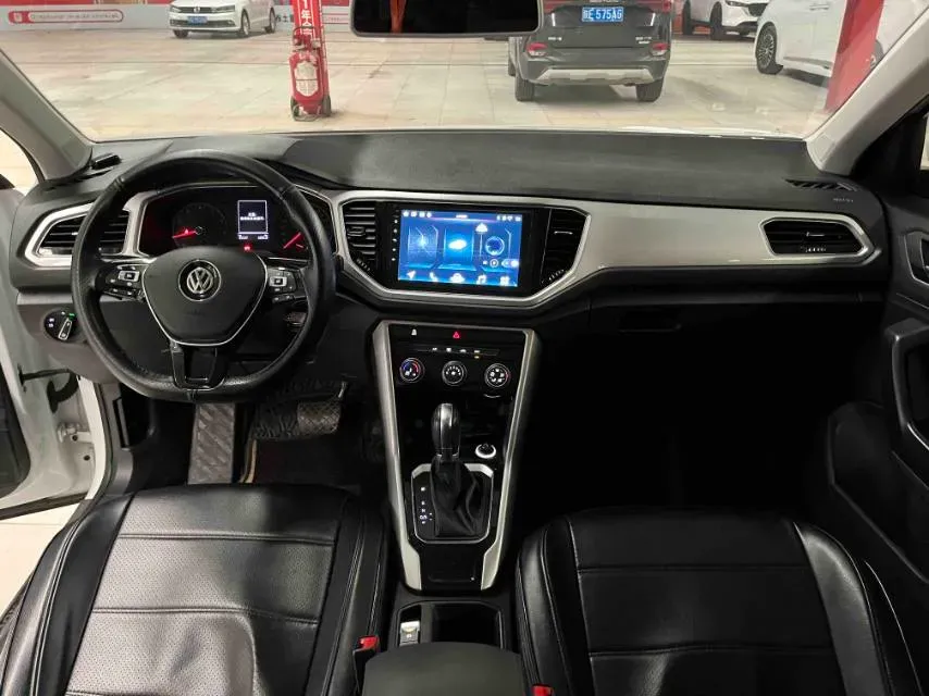 2020 Volkswagen T-Roc 1.4T 150HP L4 7DCT,autocango,china used car exporter,china ev exporter,chinese used car exporter,chinese used ev exporter