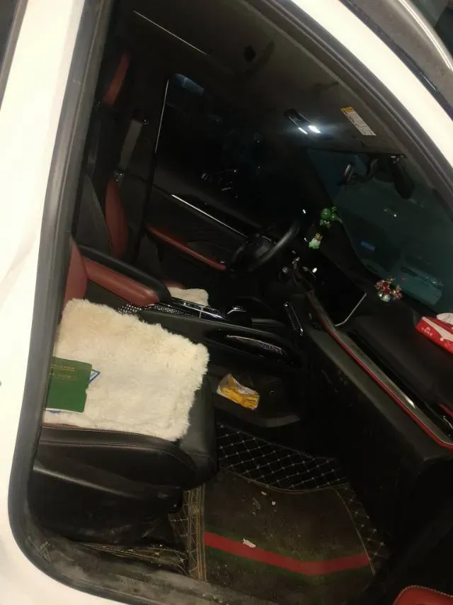 2022 Geely Coolray 1.5T 181HP L4 7DCT,autocango,china used car exporter,china ev exporter,chinese used car exporter,chinese used ev exporter