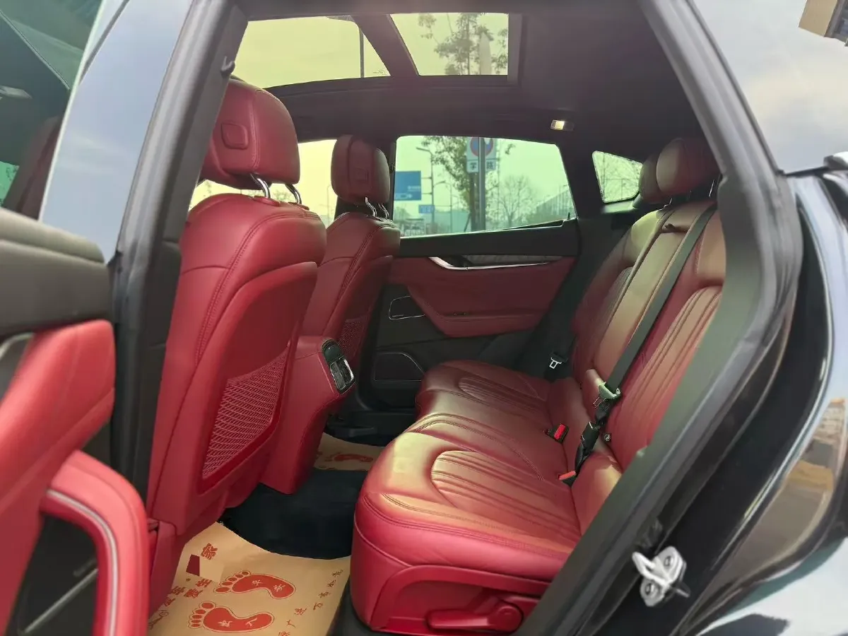 2019 Maserati Levante 3.0T 350HP V6 8AT,autocango,china used car exporter,china ev exporter,chinese used car exporter,chinese used ev exporter