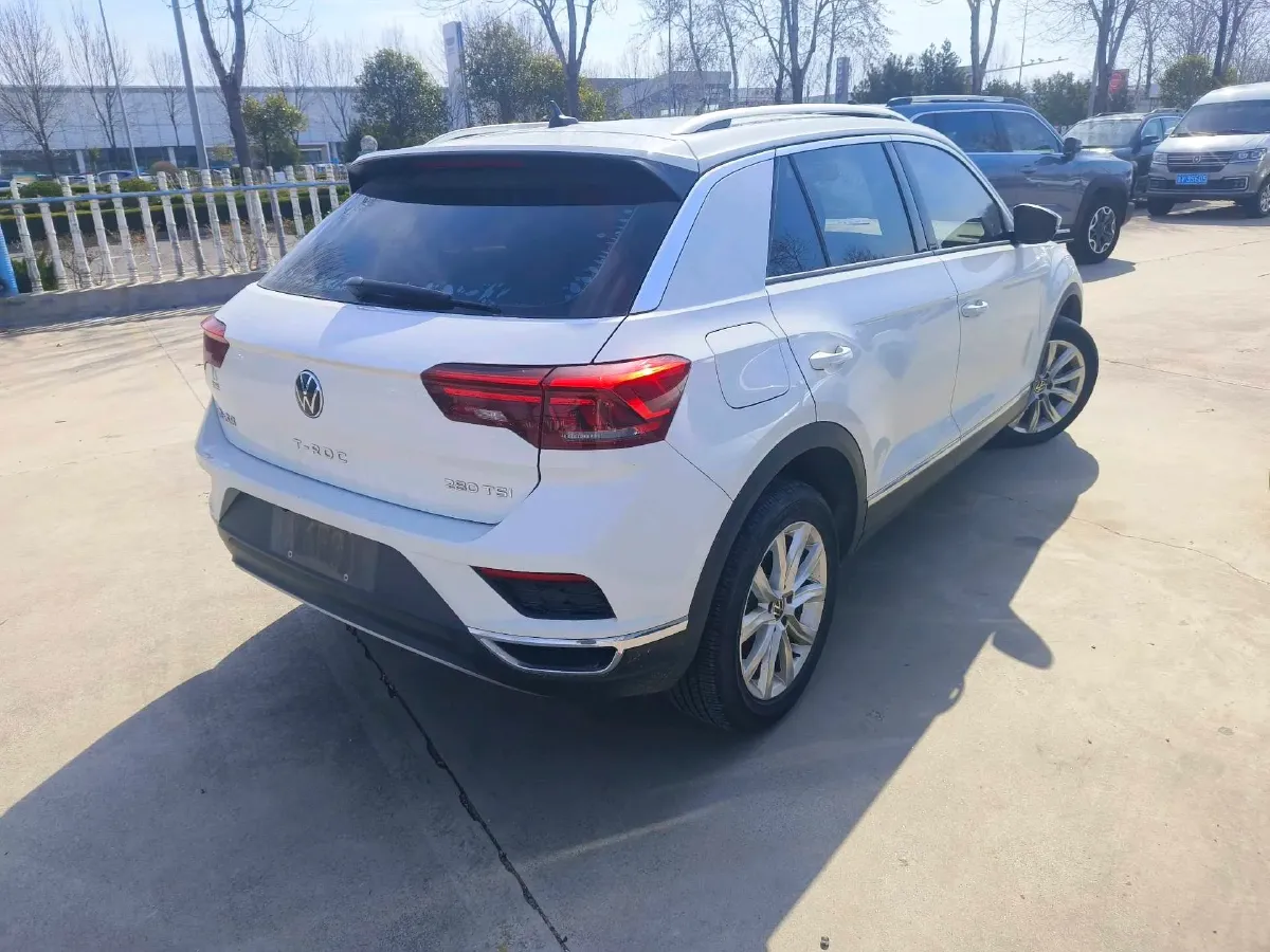 2022 Volkswagen T-Roc 1.4T 150HP L4 7DCT,autocango,china used car exporter,china ev exporter,chinese used car exporter,chinese used ev exporter