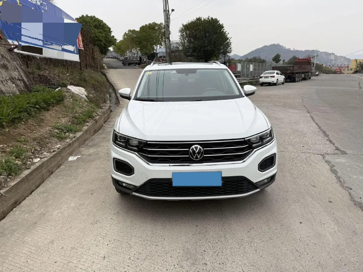 2021 Volkswagen T-Roc 1.4T 150HP L4 7DCT,autocango,china used car exporter,china ev exporter,chinese used car exporter,chinese used ev exporter