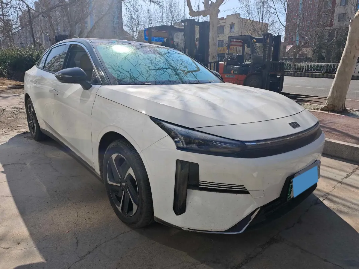 2023 Geely Galaxy L6 1.5T 163HP L4 3DHT PHEV,autocango,china used car exporter,china ev exporter,chinese used car exporter,chinese used ev exporter