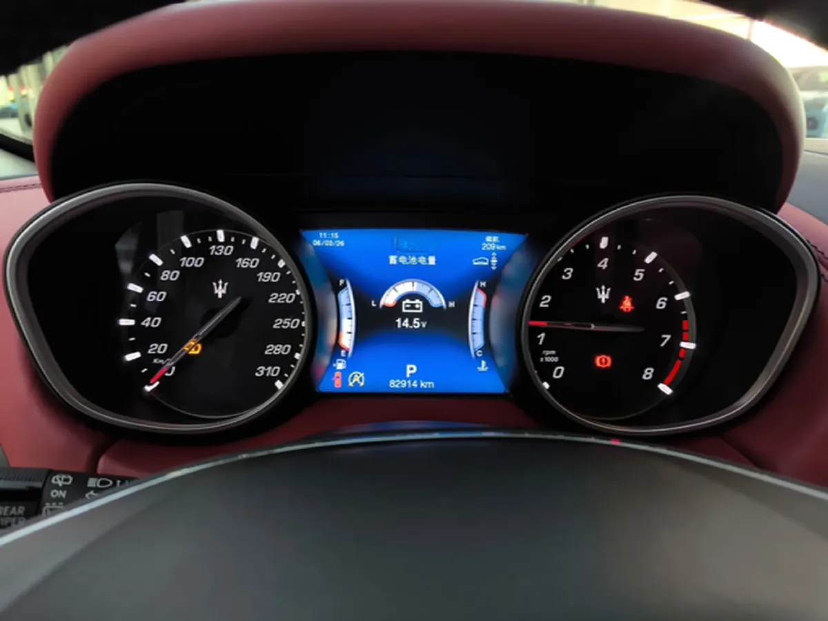 2018 Maserati Levante 3.0T 350HP V6 8AT,autocango,china used car exporter,china ev exporter,chinese used car exporter,chinese used ev exporter