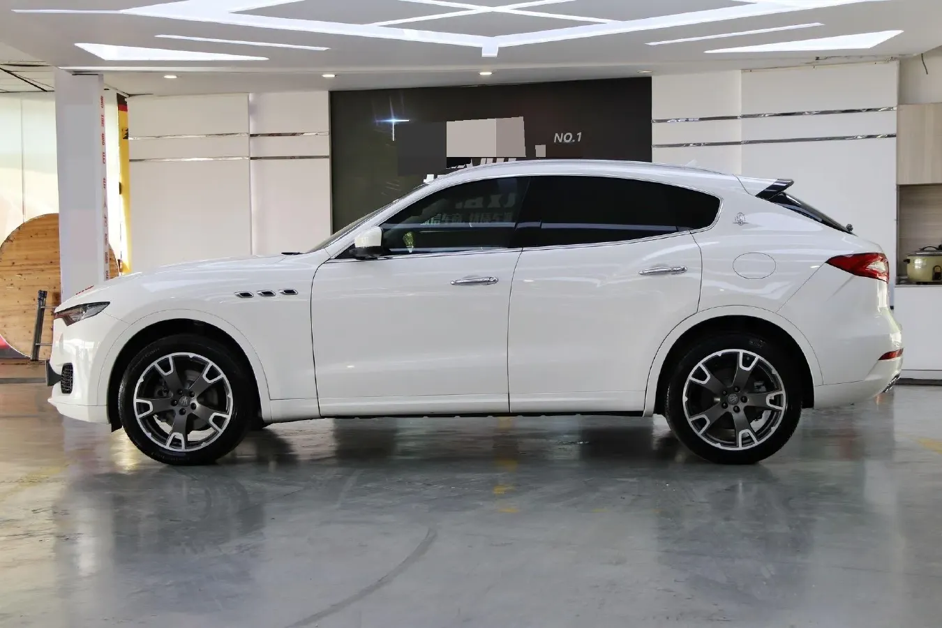 2018 Maserati Levante 3.0T 350HP V6 8AT,autocango,china used car exporter,china ev exporter,chinese used car exporter,chinese used ev exporter