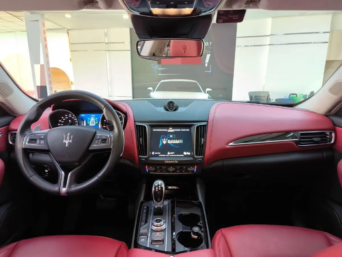 2018 Maserati Levante 3.0T 350HP V6 8AT,autocango,china used car exporter,china ev exporter,chinese used car exporter,chinese used ev exporter