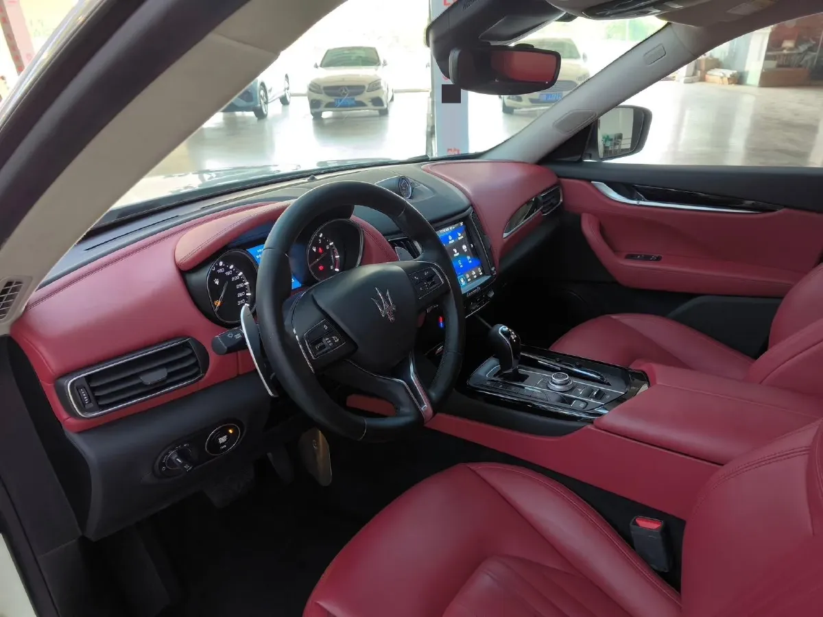 2018 Maserati Levante 3.0T 350HP V6 8AT,autocango,china used car exporter,china ev exporter,chinese used car exporter,chinese used ev exporter