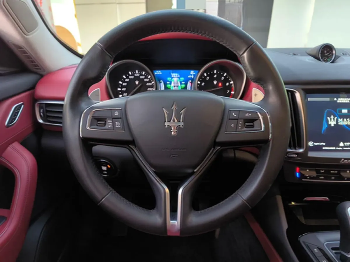 2018 Maserati Levante 3.0T 350HP V6 8AT,autocango,china used car exporter,china ev exporter,chinese used car exporter,chinese used ev exporter