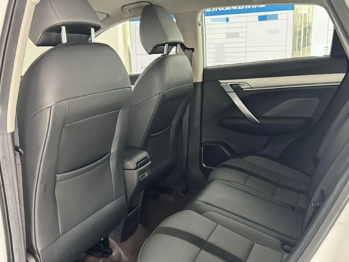 2024 Geely Coolray 1.5T 181HP L4 7DCT,autocango,china used car exporter,china ev exporter,chinese used car exporter,chinese used ev exporter