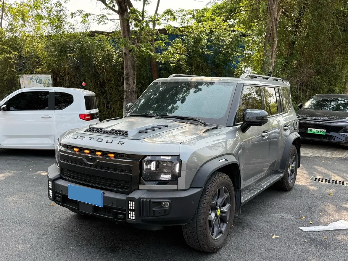 2023 Jetour Traveller 2.0T 254HP L4 7DCT,autocango,china used car exporter,china ev exporter,chinese used car exporter,chinese used ev exporter