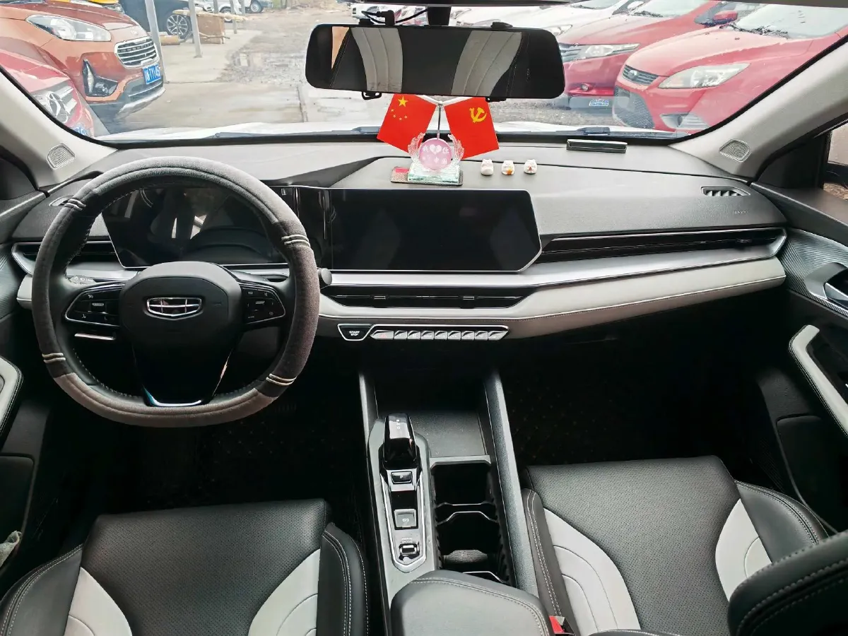 2022 Geely Binray 1.5T 181HP L4 7DCT,autocango,china used car exporter,china ev exporter,chinese used car exporter,chinese used ev exporter