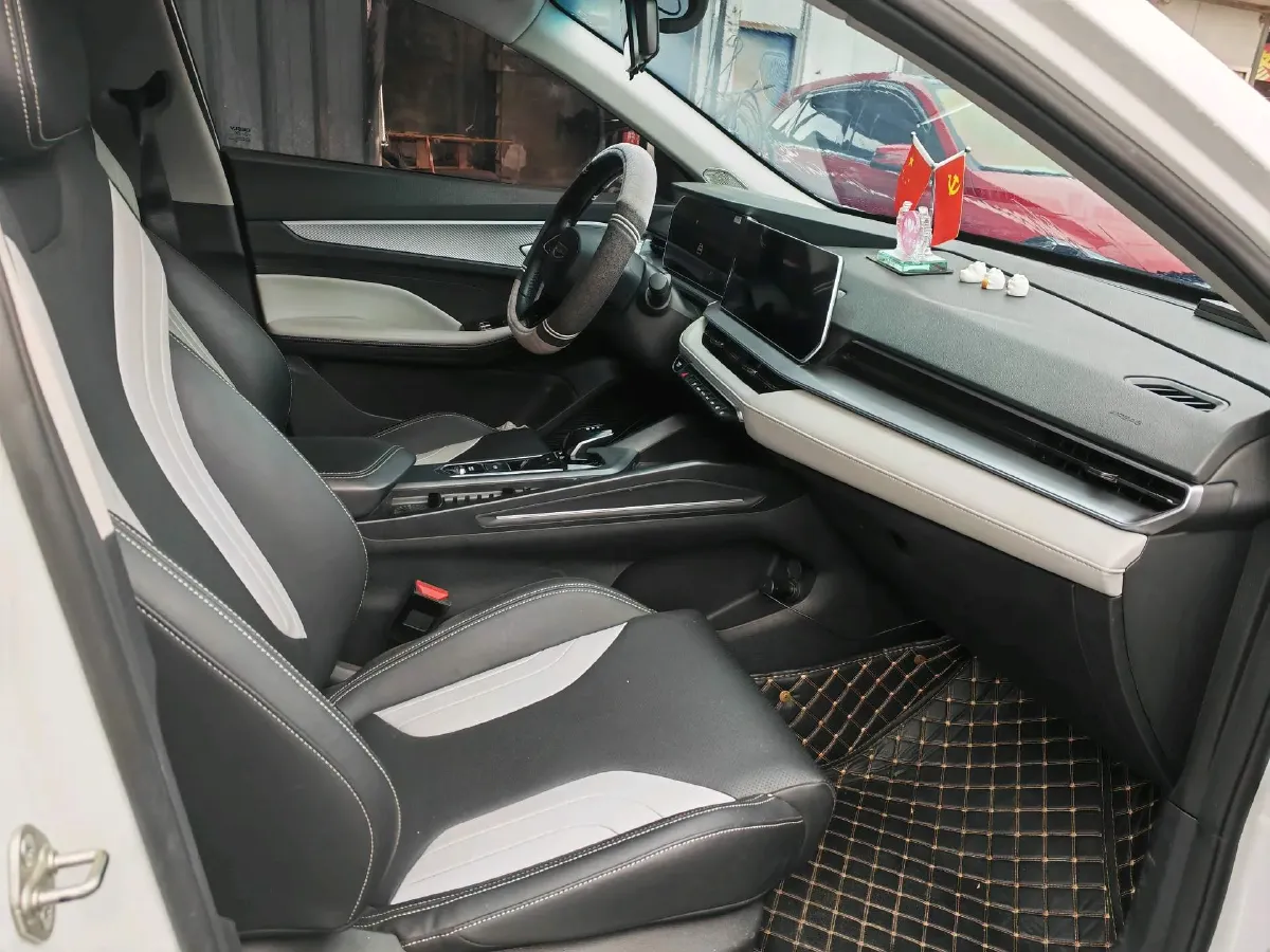 2022 Geely Binray 1.5T 181HP L4 7DCT,autocango,china used car exporter,china ev exporter,chinese used car exporter,chinese used ev exporter