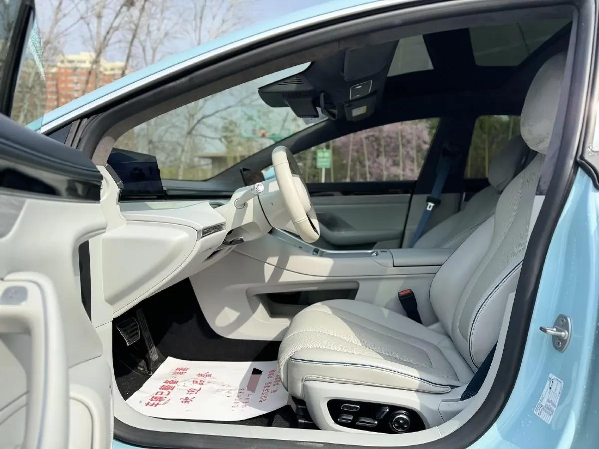 2025 Luxeed S7 BEV 100KWH,autocango,china used car exporter,china ev exporter,chinese used car exporter,chinese used ev exporter