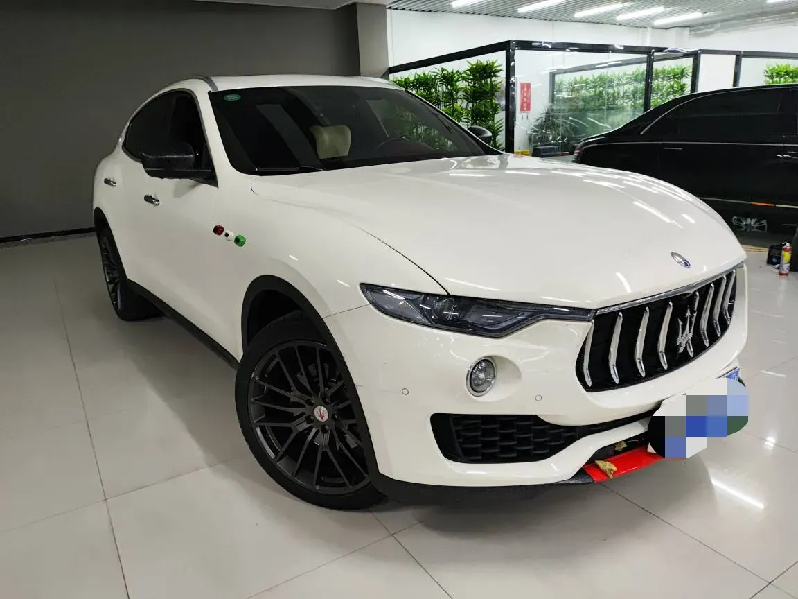 2019 Maserati Levante 3.0T 350HP V6 8AT,autocango,china used car exporter,china ev exporter,chinese used car exporter,chinese used ev exporter