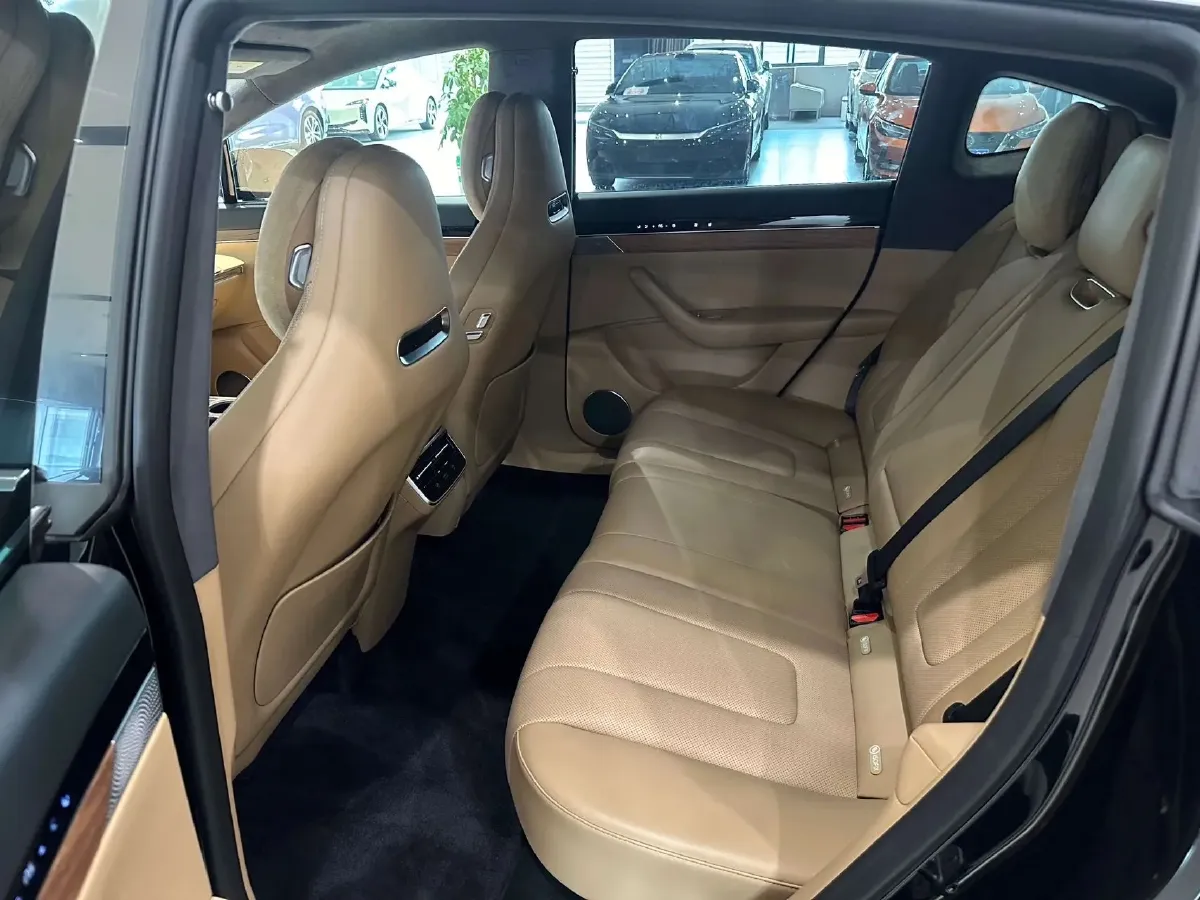 2024 HIMA R7 BEV 100KWH,autocango,china used car exporter,china ev exporter,chinese used car exporter,chinese used ev exporter