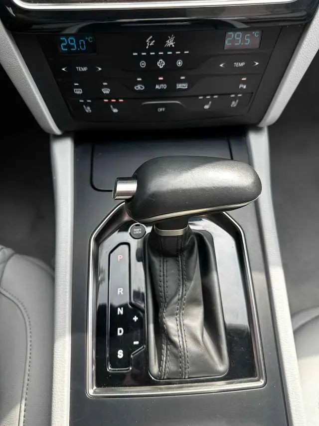 2018 Toyota Highlander 2.0T 220HP L4 6AT,autocango,china used car exporter,china ev exporter,chinese used car exporter,chinese used ev exporter