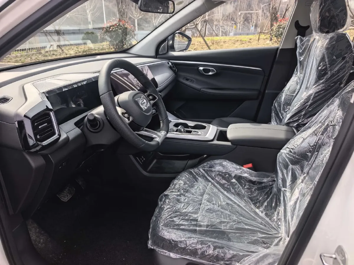 2026 GAC Trumpchi GS3 1.5T 177HP L4 7DCT,autocango,china used car exporter,china ev exporter,chinese used car exporter,chinese used ev exporter