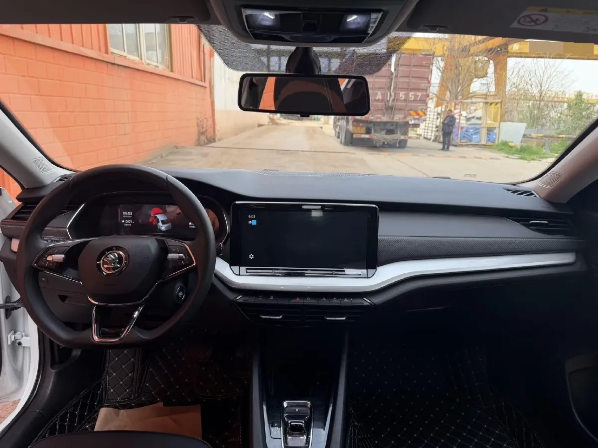 2023 Skoda Octavia 1.4T 150HP L4 7DCT,autocango,china used car exporter,china ev exporter,chinese used car exporter,chinese used ev exporter