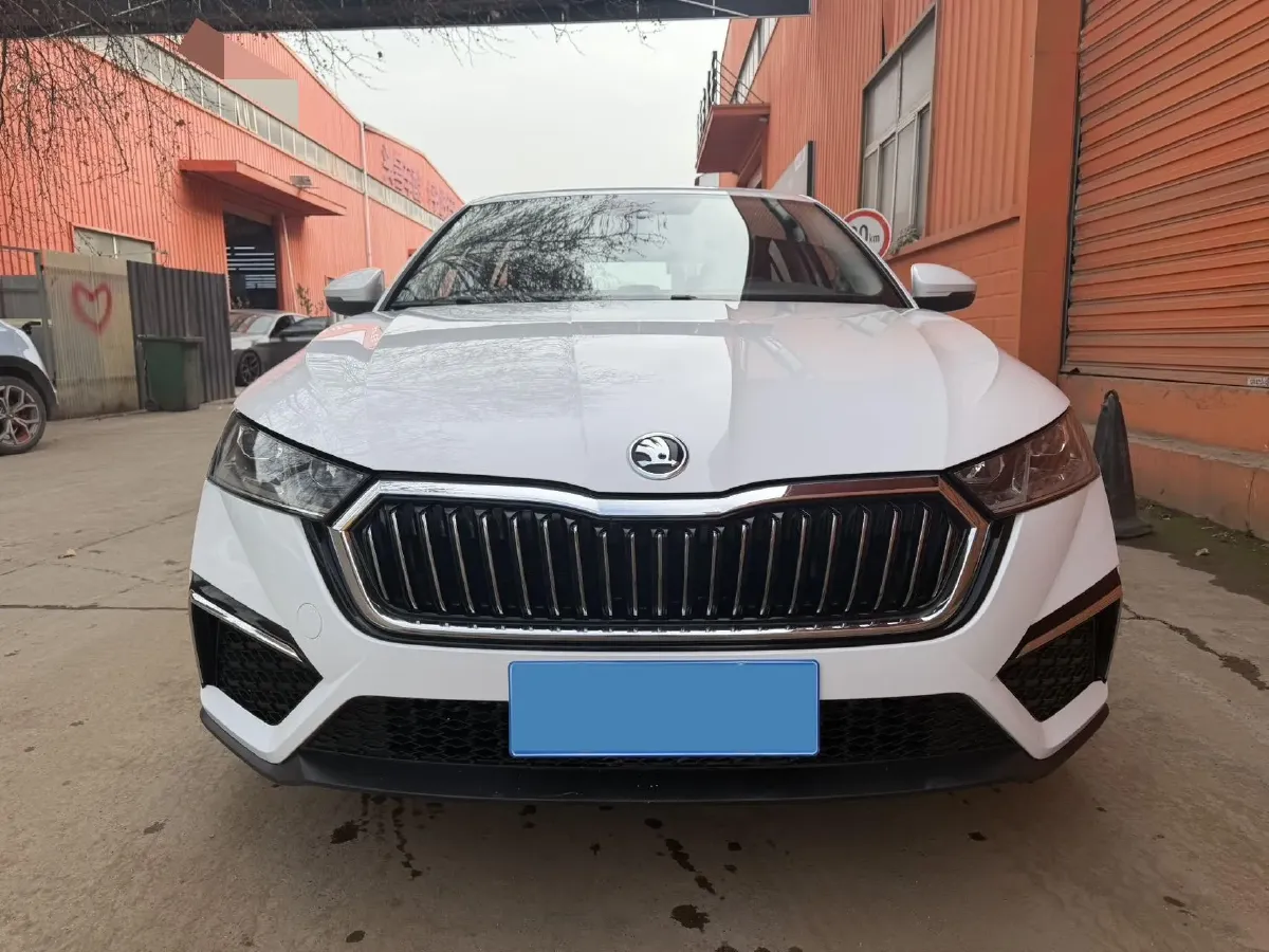 2023 Skoda Octavia 1.4T 150HP L4 7DCT,autocango,china used car exporter,china ev exporter,chinese used car exporter,chinese used ev exporter
