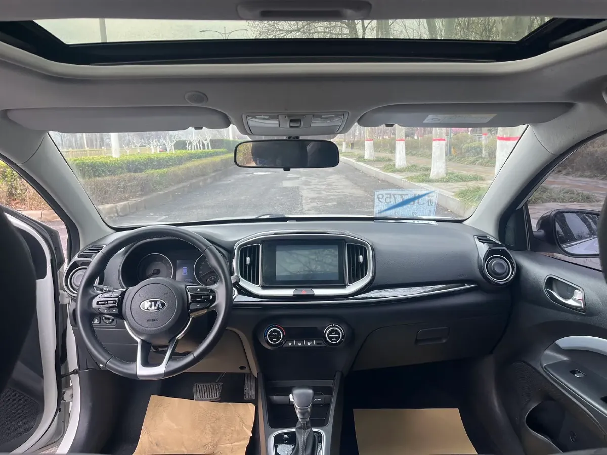 2019 Kia KX1 1.4L 100HP L4 6AT,autocango,china used car exporter,china ev exporter,chinese used car exporter,chinese used ev exporter
