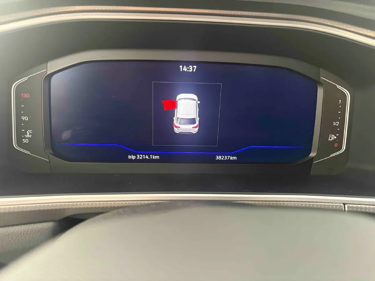 2023 Volkswagen T-Roc 1.5T 160HP L4 7DCT,autocango,china used car exporter,china ev exporter,chinese used car exporter,chinese used ev exporter