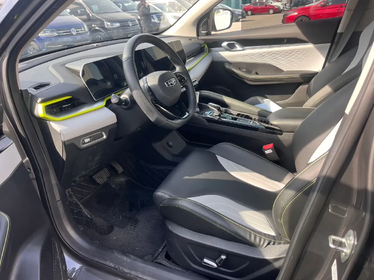 2023 Geely Coolray 1.5T 181HP L4 7DCT,autocango,china used car exporter,china ev exporter,chinese used car exporter,chinese used ev exporter