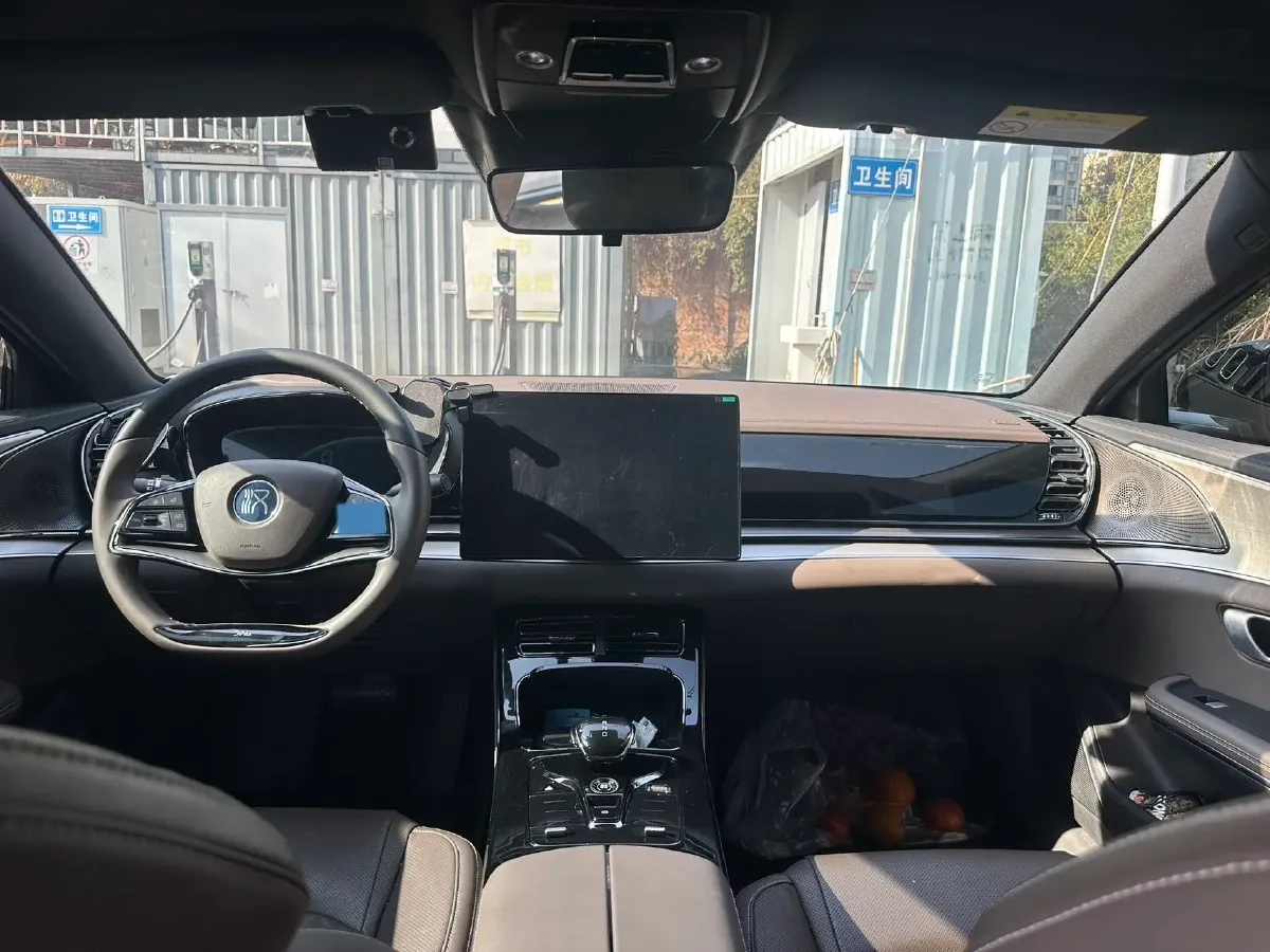 2023 BYD Han BEV 72KWH,autocango,china used car exporter,china ev exporter,chinese used car exporter,chinese used ev exporter