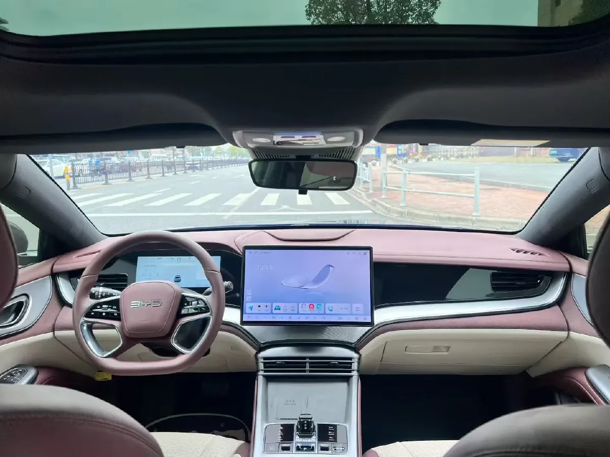 2025 BYD Seal07 DM-i 1.5L 101HP L4 E-CVT PHEV 17.6KWH,autocango,china used car exporter,china ev exporter,chinese used car exporter,chinese used ev exporter