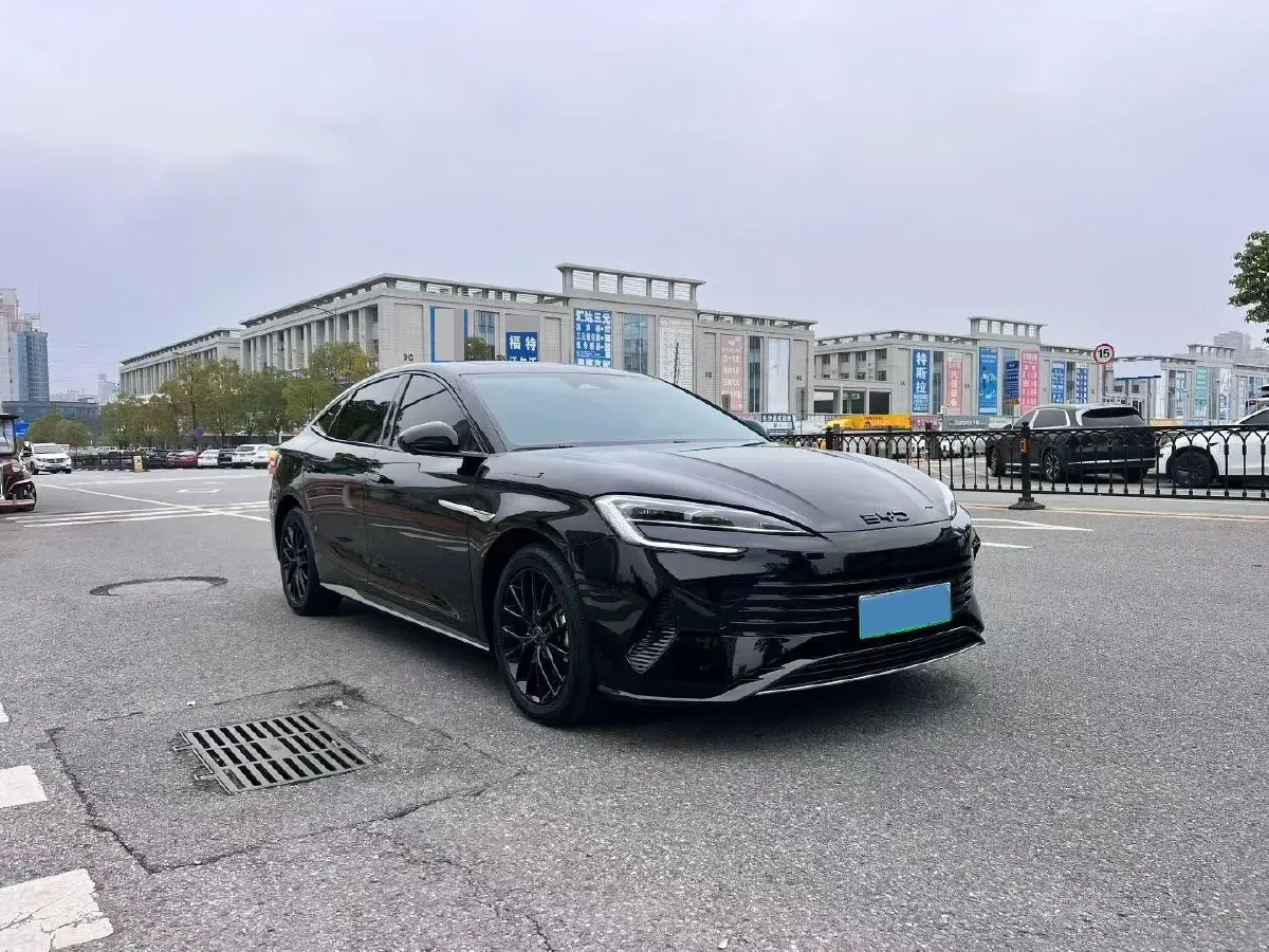 2025 BYD Seal07 DM-i 1.5L 101HP L4 E-CVT PHEV 17.6KWH,autocango,china used car exporter,china ev exporter,chinese used car exporter,chinese used ev exporter