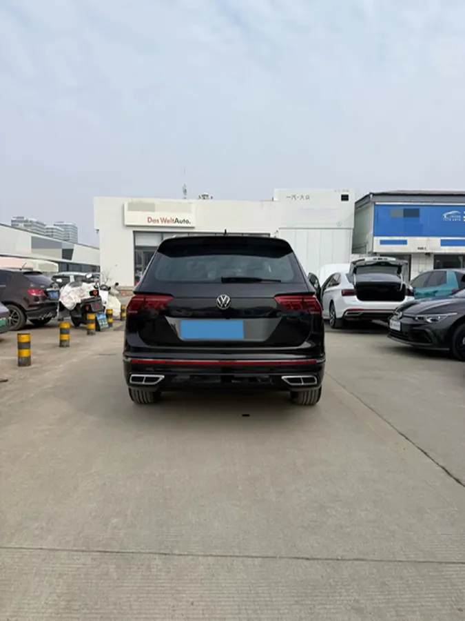 2023 Volkswagen Tiguan L 2.0T 186HP L4 7DCT,autocango,china used car exporter,china ev exporter,chinese used car exporter,chinese used ev exporter