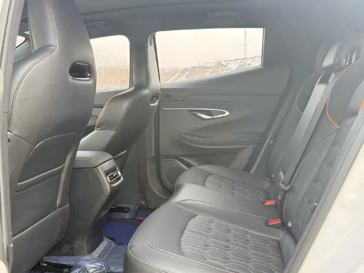 2022 ChangAn UNI-T 2.0T 233HP L4 8AT,autocango,china used car exporter,china ev exporter,chinese used car exporter,chinese used ev exporter