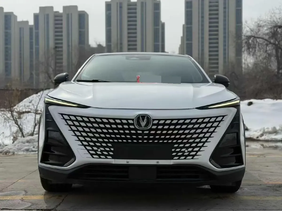 2022 ChangAn UNI-T 2.0T 233HP L4 8AT,autocango,china used car exporter,china ev exporter,chinese used car exporter,chinese used ev exporter