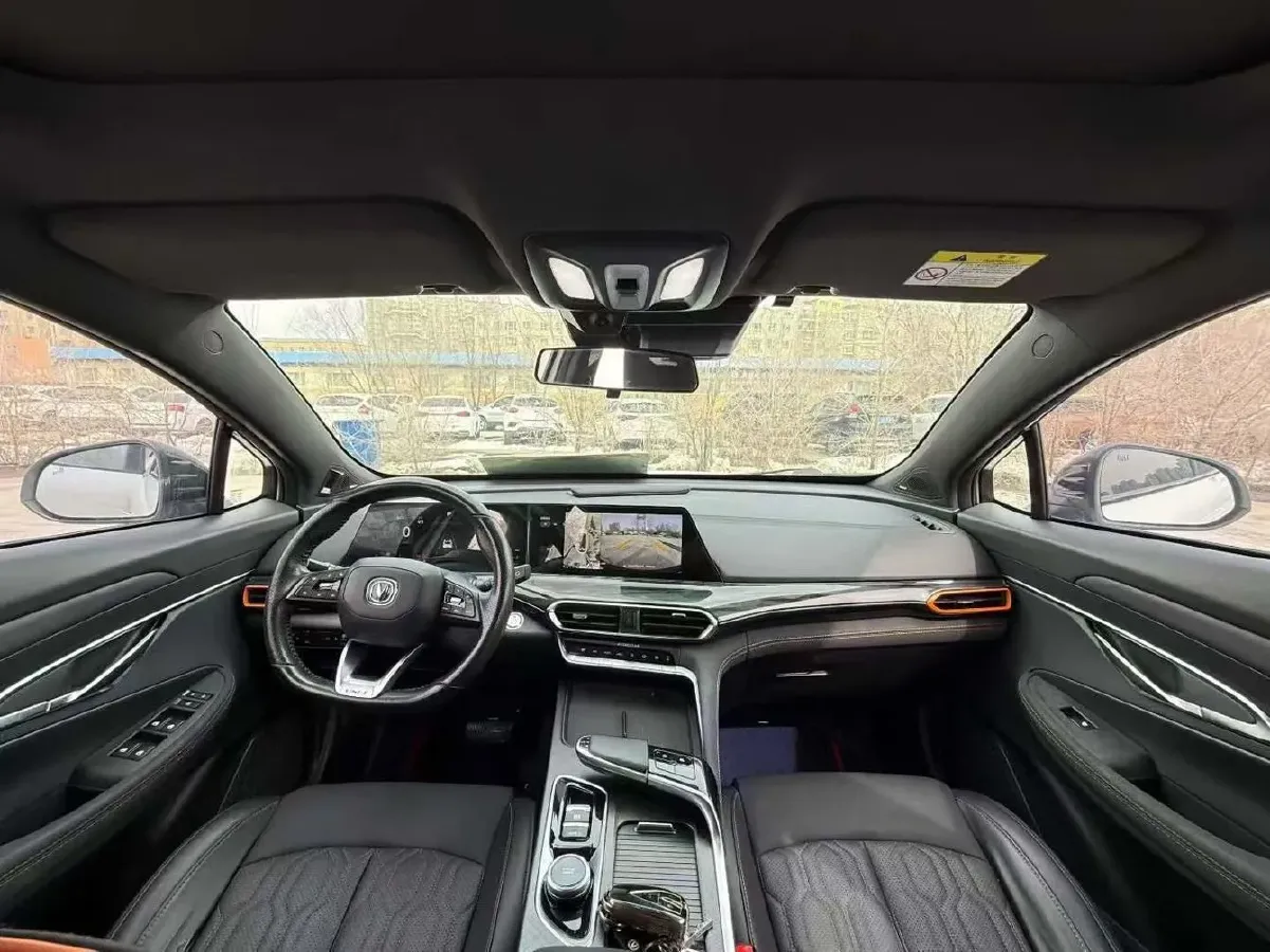 2022 ChangAn UNI-T 2.0T 233HP L4 8AT,autocango,china used car exporter,china ev exporter,chinese used car exporter,chinese used ev exporter