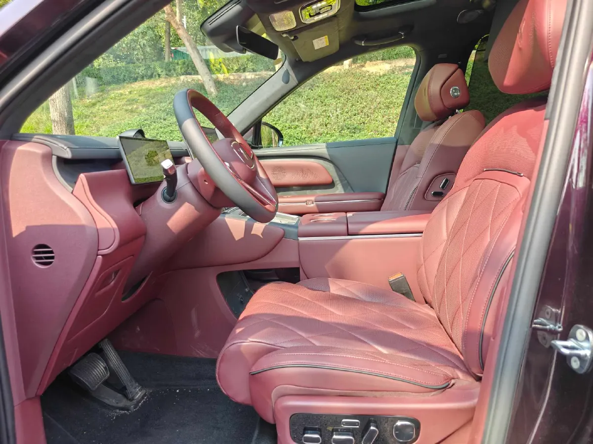 2026 Voyah 9L 1.5T 150HP L4 PHEV,autocango,china used car exporter,china ev exporter,chinese used car exporter,chinese used ev exporter