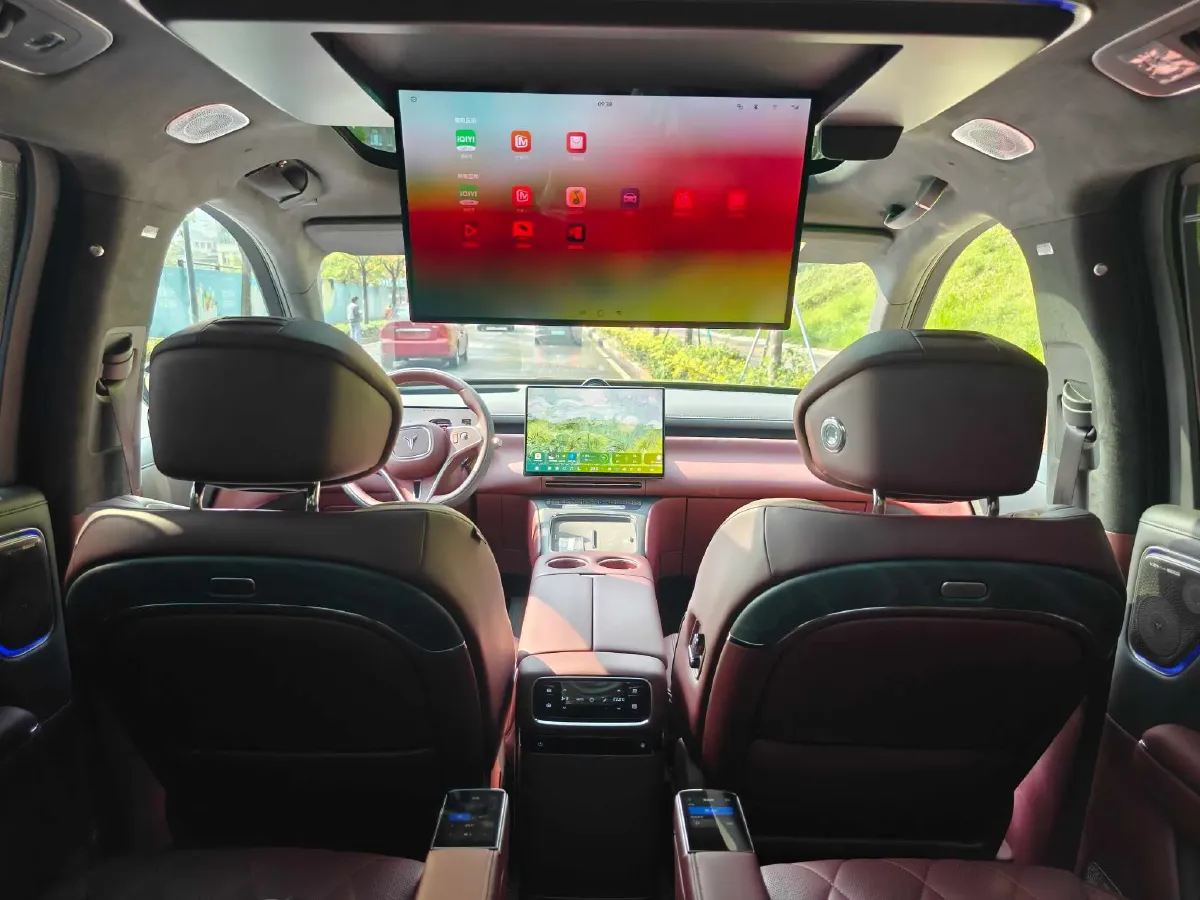 2026 Voyah 9L 1.5T 150HP L4 PHEV,autocango,china used car exporter,china ev exporter,chinese used car exporter,chinese used ev exporter