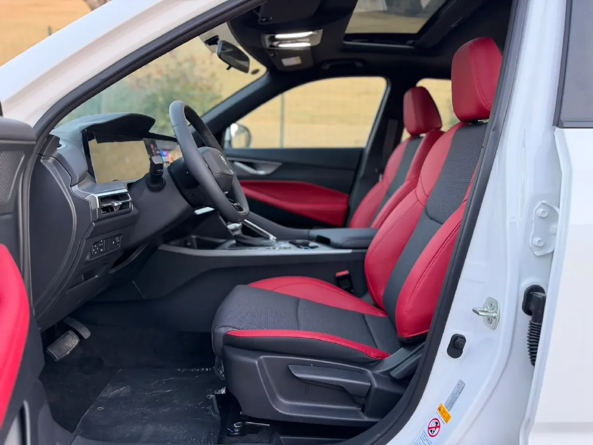 2023 ChangAn CS35 Plus 1.4T 160HP L4 7DCT,autocango,china used car exporter,china ev exporter,chinese used car exporter,chinese used ev exporter