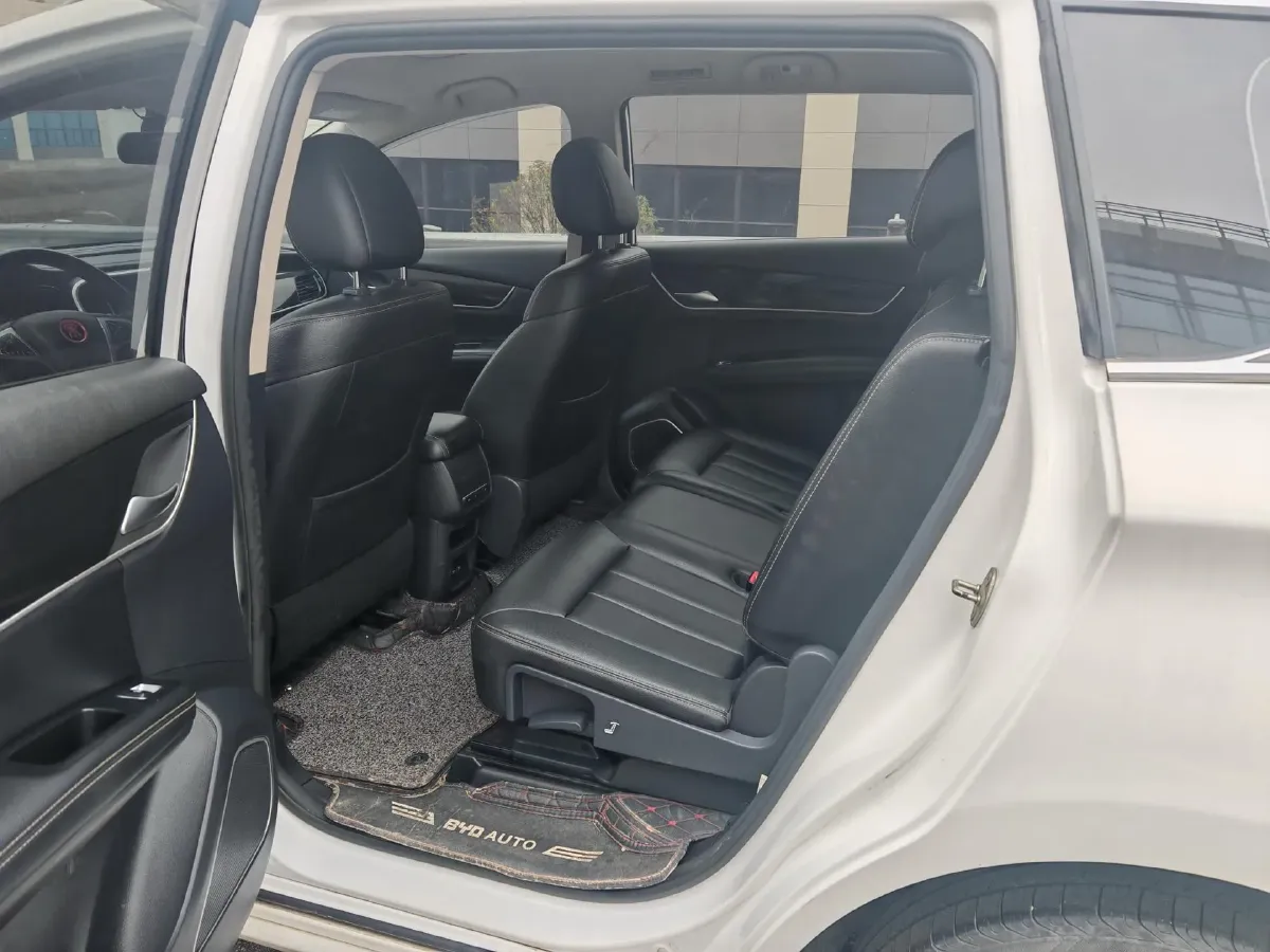 2017 BYD Song MAX 1.5T 154HP L4 6DCT,autocango,china used car exporter,china ev exporter,chinese used car exporter,chinese used ev exporter