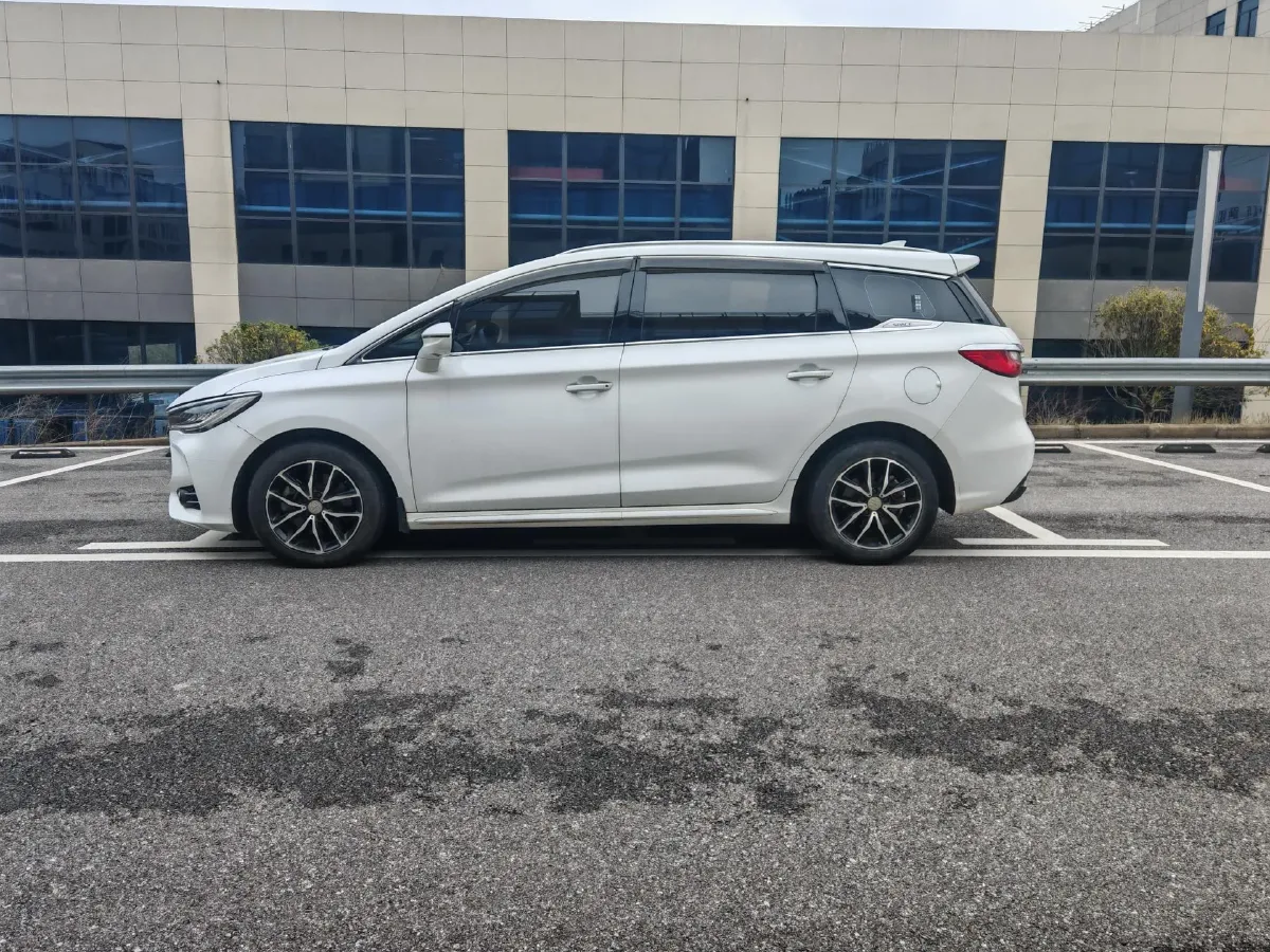 2017 BYD Song MAX 1.5T 154HP L4 6DCT,autocango,china used car exporter,china ev exporter,chinese used car exporter,chinese used ev exporter