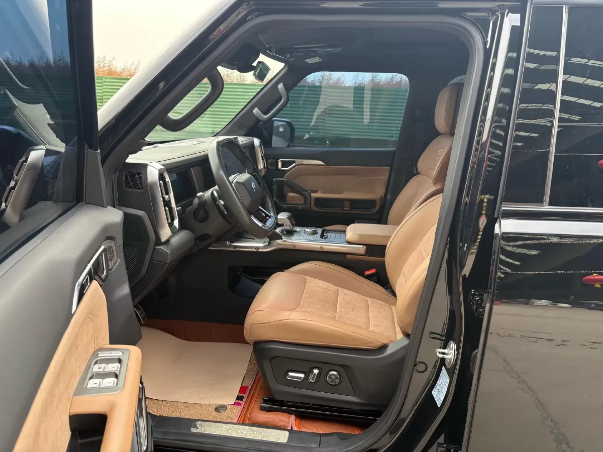 2023 Jetour Traveller 2.0T 254HP L4 7DCT,autocango,china used car exporter,china ev exporter,chinese used car exporter,chinese used ev exporter