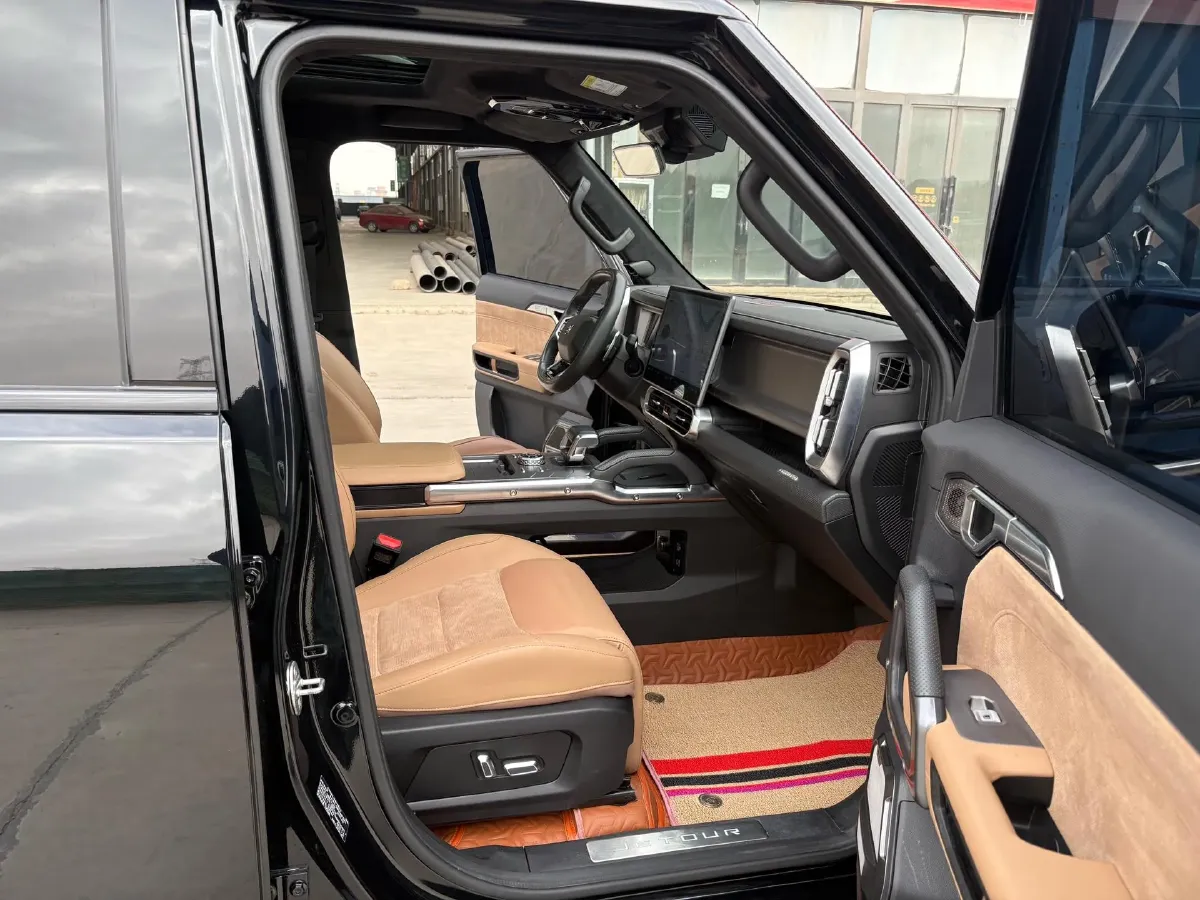 2023 Jetour Traveller 2.0T 254HP L4 7DCT,autocango,china used car exporter,china ev exporter,chinese used car exporter,chinese used ev exporter